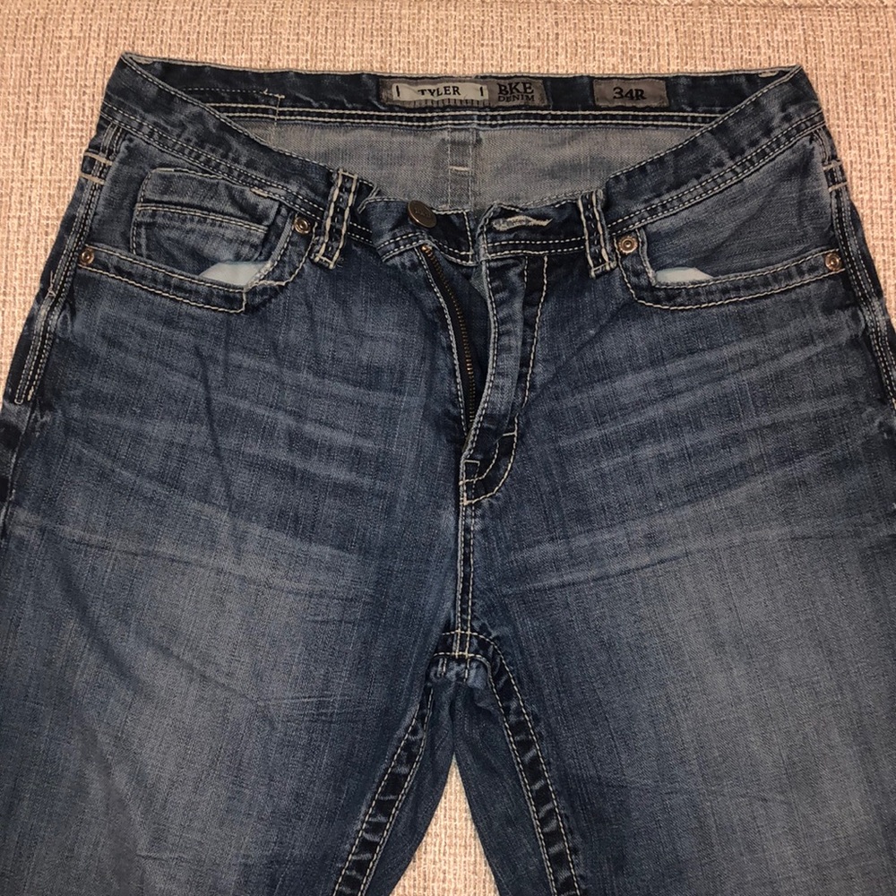 Jeans - Picture 3 of 3